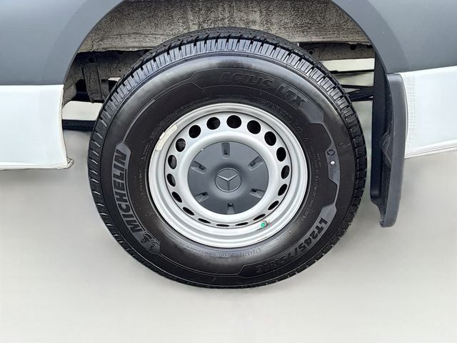 2025 Mercedes-Benz Sprinter 2500 Cargo 144 WB