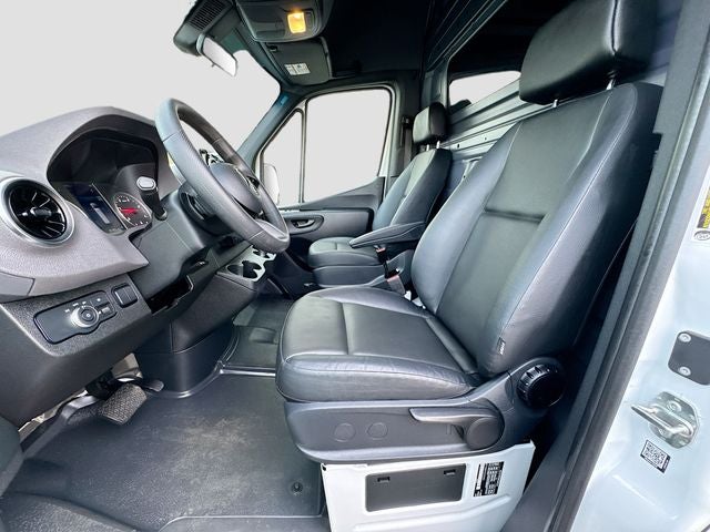 2025 Mercedes-Benz Sprinter 2500 Cargo 144 WB