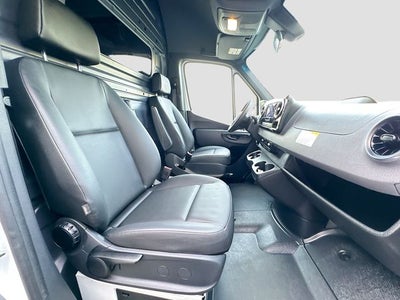 2025 Mercedes-Benz Sprinter 2500 Cargo 144 WB