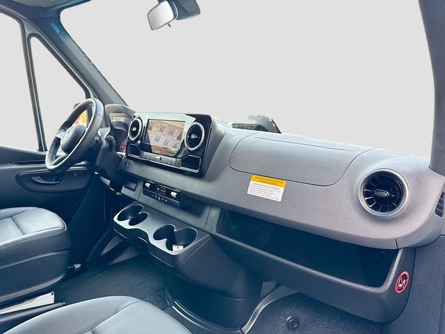 2025 Mercedes-Benz Sprinter 2500 Cargo 144 WB