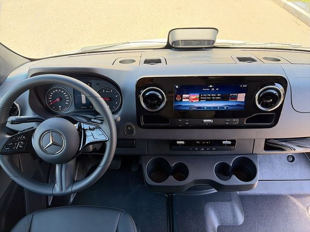 2026 Mercedes-Benz Sprinter 2500 Cargo 144 WB