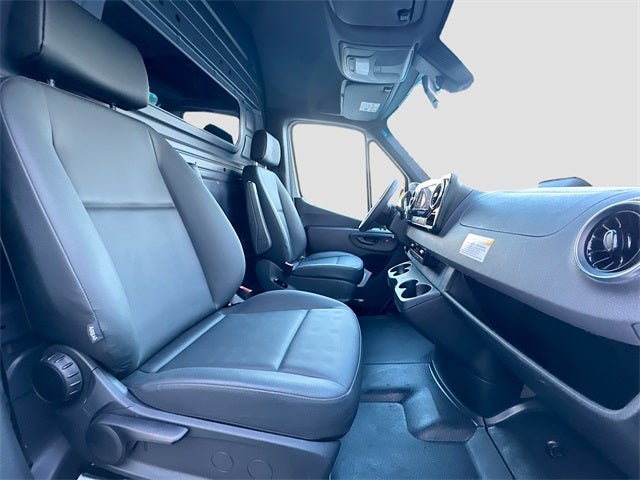 2025 Mercedes-Benz Sprinter 2500 Cargo 144 WB