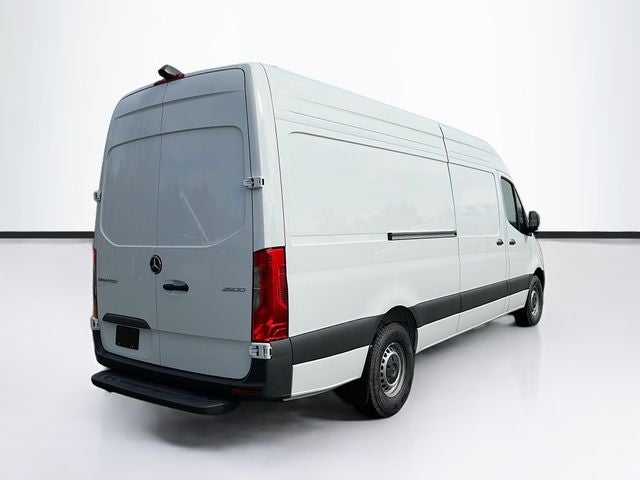 2026 Mercedes-Benz Sprinter 2500 Cargo 170 WB High Roof