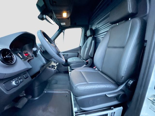 2025 Mercedes-Benz Sprinter 2500 Cargo 144 WB