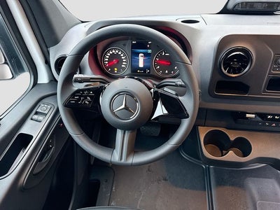 2025 Mercedes-Benz Sprinter 2500 Cargo 144 WB