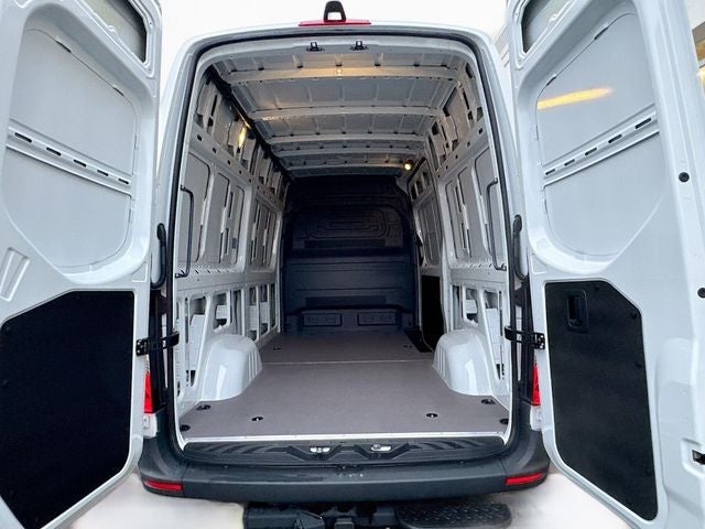 2025 Mercedes-Benz Sprinter 2500 Cargo 144 WB