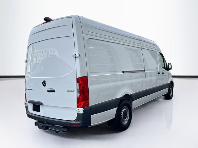 2025 Mercedes-Benz Sprinter 2500 Cargo 170 WB High Roof