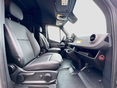 2024 Mercedes-Benz Sprinter 2500 Cargo 170 WB 4MATIC®
