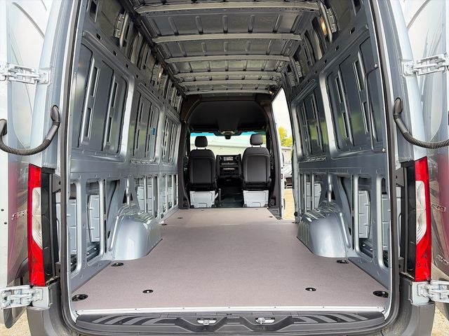 2026 Mercedes-Benz Sprinter 2500 Cargo 170 WB 4MATIC®