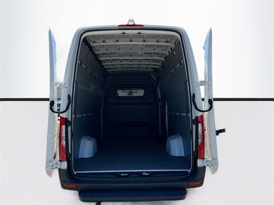 2024 Mercedes-Benz eSprinter 2500 Cargo 170 WB High Roof