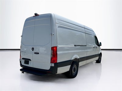 2024 Mercedes-Benz eSprinter 2500 Cargo 170 WB High Roof