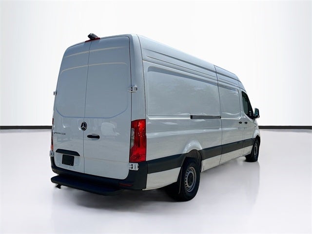 2024 Mercedes-Benz eSprinter 2500 Cargo 170 WB High Roof