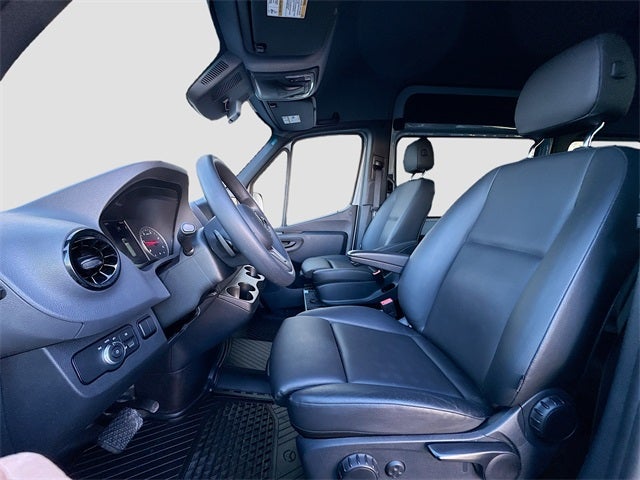2024 Mercedes-Benz Sprinter 2500 Passenger 144 WB