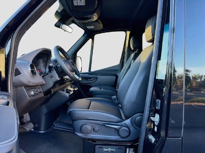 2026 Mercedes-Benz Sprinter 2500 Passenger 144 WB
