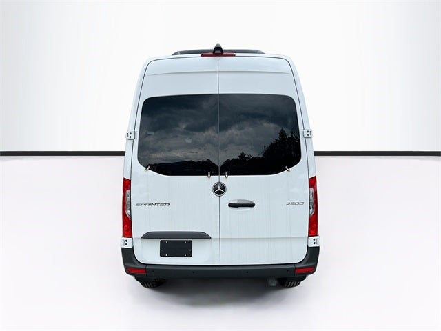 2024 Mercedes-Benz Sprinter 2500 Passenger 144 WB