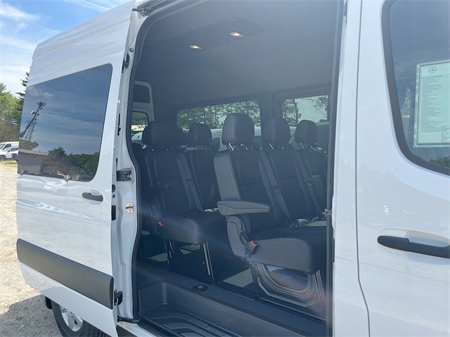 2024 Mercedes-Benz Sprinter 2500 Passenger 144 WB
