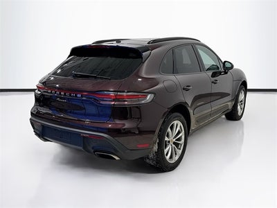 2025 Porsche Macan Base