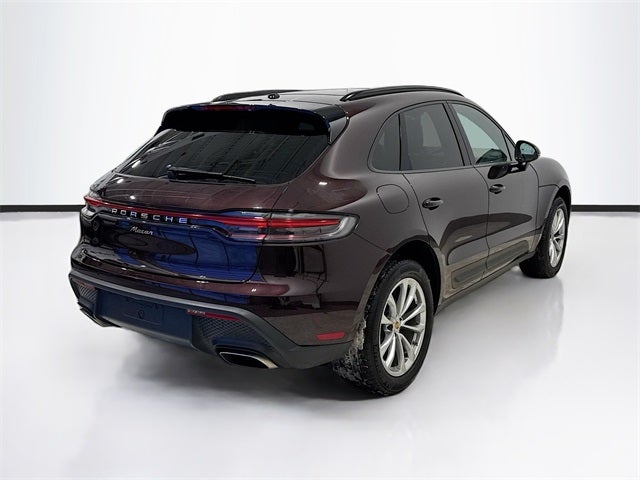 2025 Porsche Macan Base