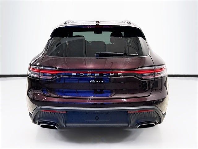 2025 Porsche Macan Base