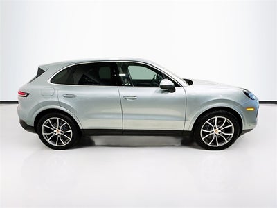 2025 Porsche Cayenne Base