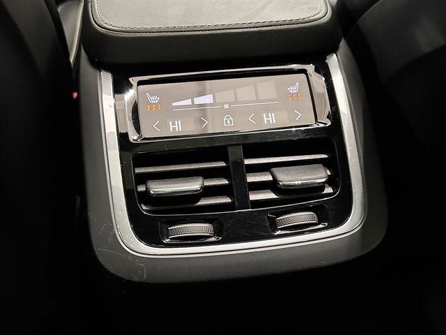 2020 Volvo XC90 T5 R-Design