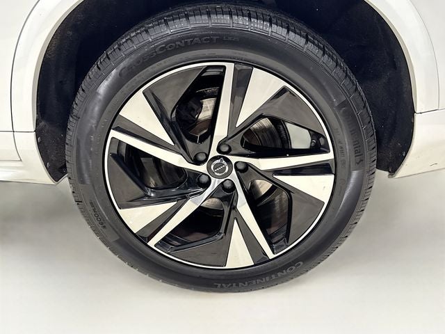 2020 Volvo XC90 T5 R-Design