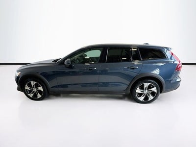 2020 Volvo V60 Cross Country T5
