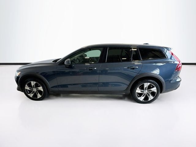 2020 Volvo V60 Cross Country T5