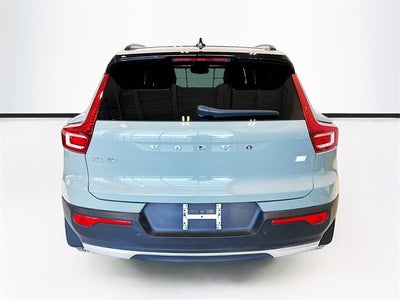 2021 Volvo XC40 Recharge Pure Electric P8