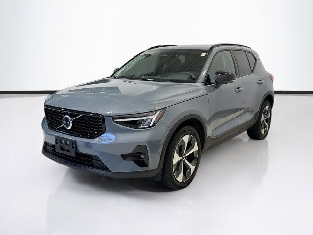 2023 Volvo XC40 Plus