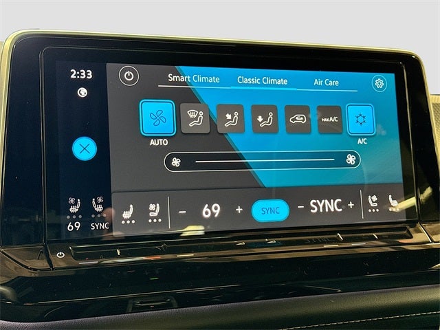 2025 Volkswagen Atlas Cross Sport 2.0T SEL Premium R-Line