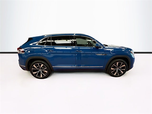 2025 Volkswagen Atlas Cross Sport 2.0T SEL Premium R-Line
