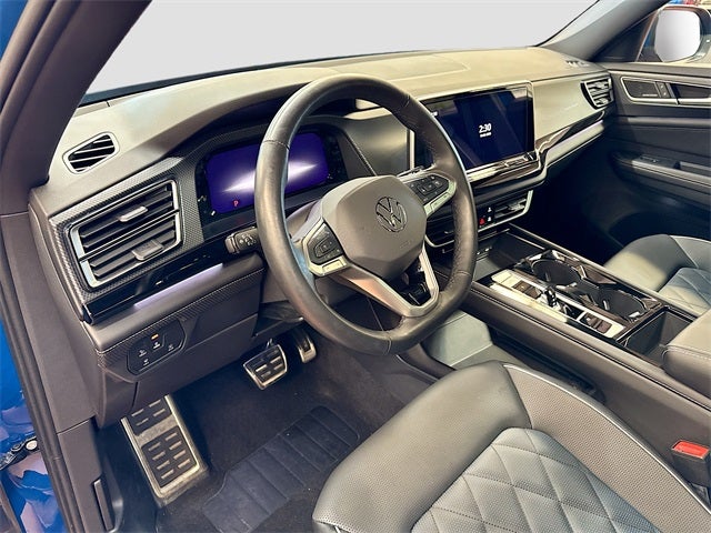 2025 Volkswagen Atlas Cross Sport 2.0T SEL Premium R-Line