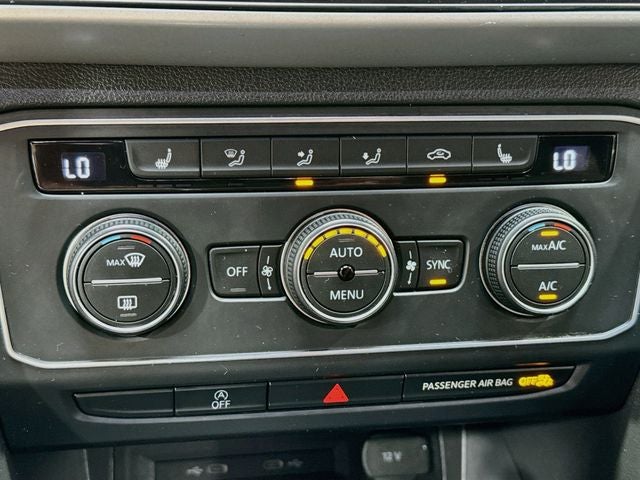 2021 Volkswagen Atlas Cross Sport 2.0T SE w/Technology