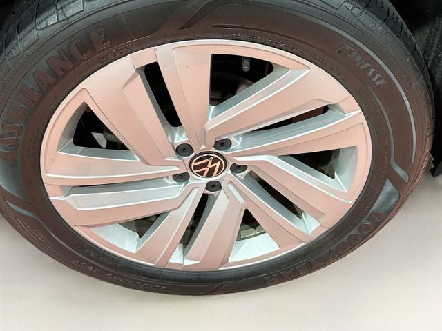 2021 Volkswagen Atlas Cross Sport 2.0T SE w/Technology