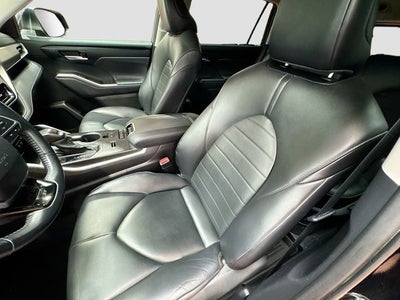 2020 Toyota Highlander Hybrid XLE