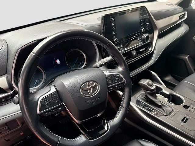 2020 Toyota Highlander Hybrid XLE