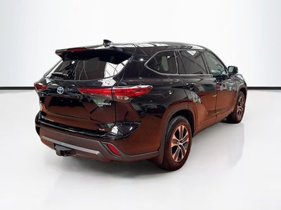 2020 Toyota Highlander Hybrid XLE