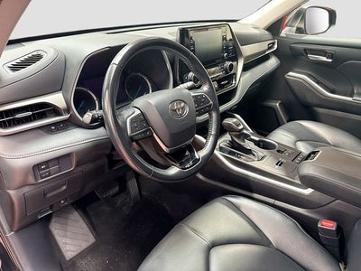 2020 Toyota Highlander Hybrid XLE