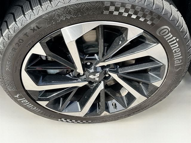 2022 Mitsubishi Outlander Base