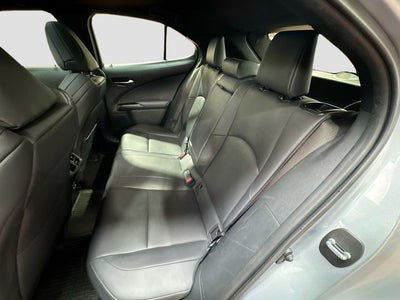 2023 Lexus UX 250h F SPORT Handling