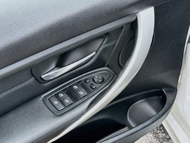 2013 BMW 3 Series 328i xDrive