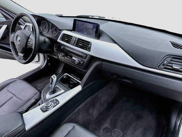 2013 BMW 3 Series 328i xDrive
