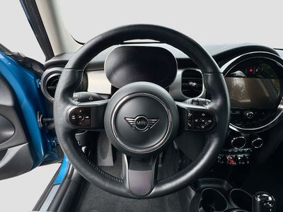 2023 MINI HARDTOP 4 DOOR Base