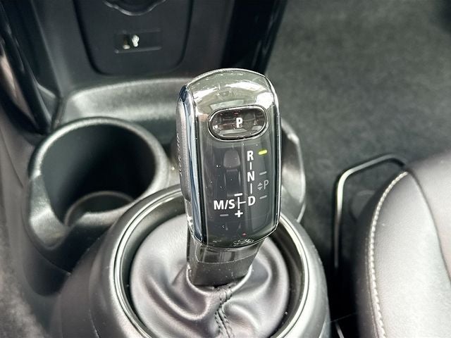 2023 MINI HARDTOP 4 DOOR Base