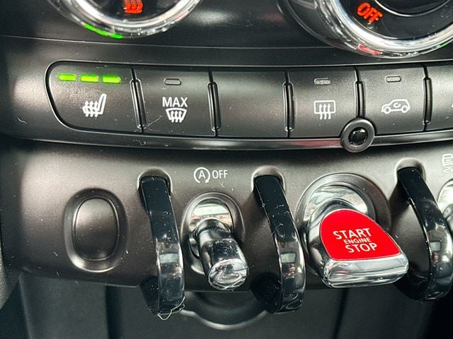 2023 MINI HARDTOP 4 DOOR Base