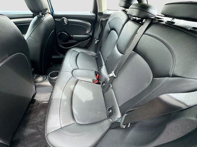 2023 MINI HARDTOP 4 DOOR Base