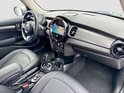 2023 MINI HARDTOP 4 DOOR Base