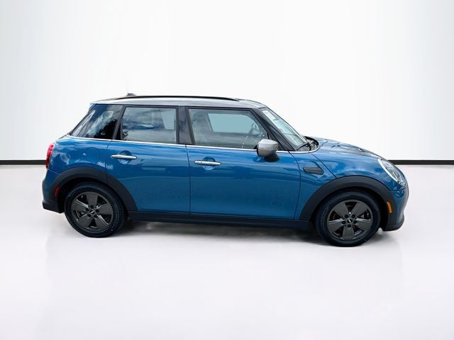 2023 MINI HARDTOP 4 DOOR Base