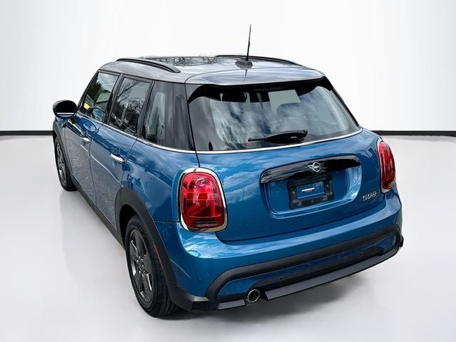 2023 MINI HARDTOP 4 DOOR Base